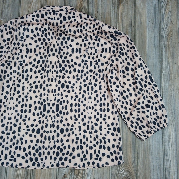 Silky Pattern Print Button Down Front Blouse Top - Picture 10 of 11